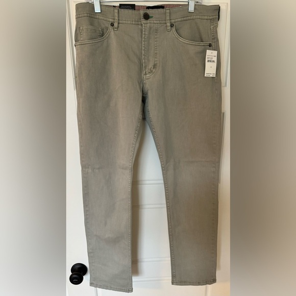 NWT BlankNYC Wooster Slim Fit 33 x 32 Jean in Grey - Picture 1 of 9